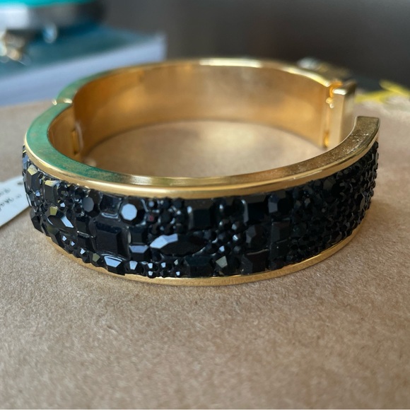 Vintage style necklace and bracelet set - Picture 4 of 4